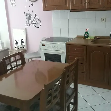 Dimos Apartment *