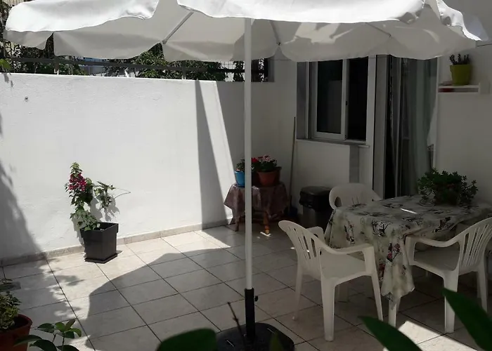 Dimos Apartment