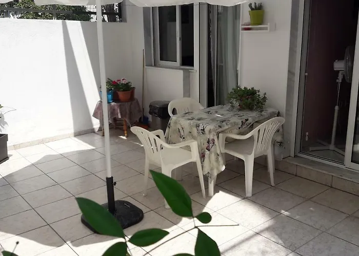Dimos Apartment *